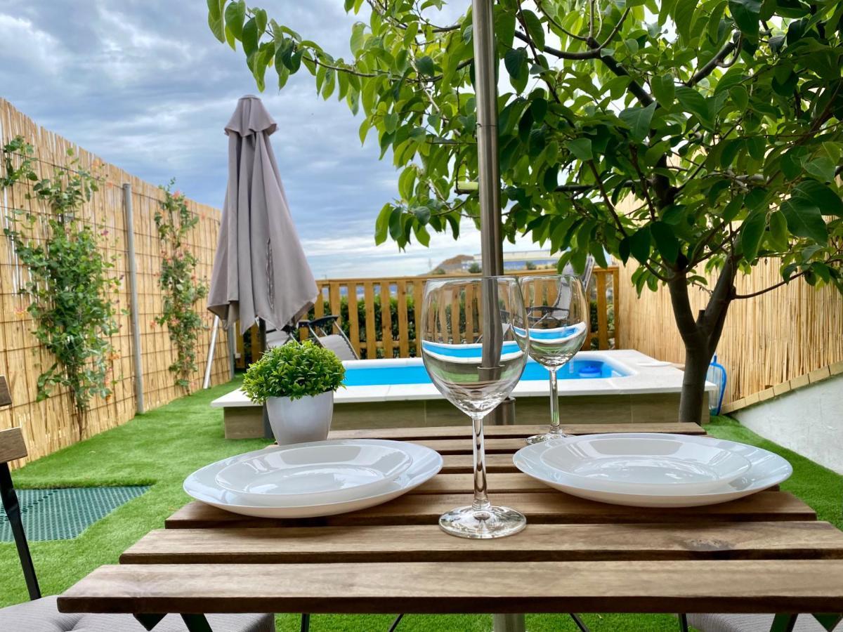Suite Breeze - Private Heated Pool มาลากา ภายนอก รูปภาพ